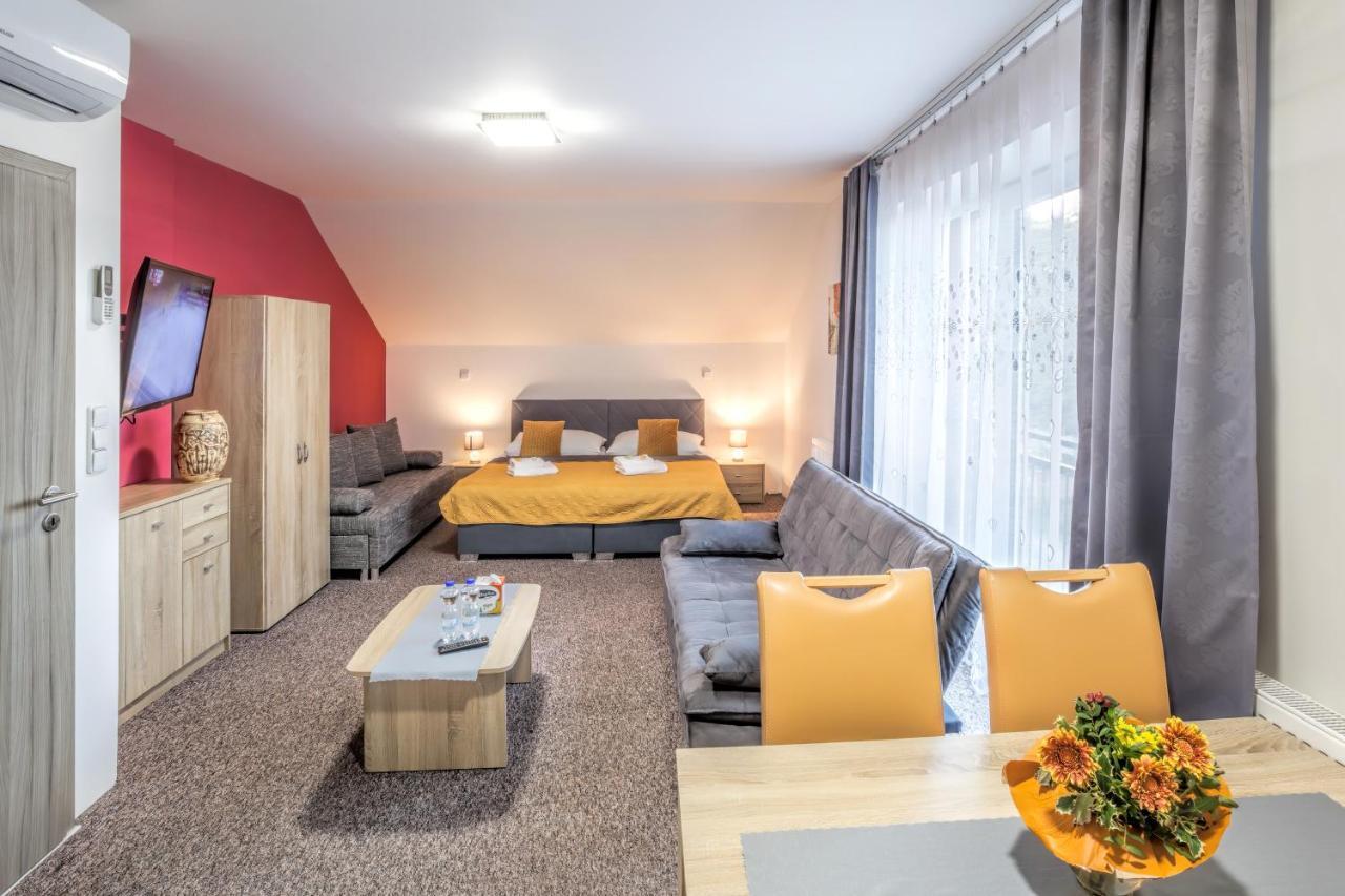 Elendris - Ubytovani U Kostela Brno Buitenkant foto